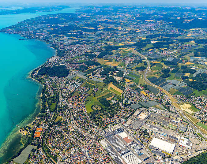 Luftbild Friedrichshafen und Immenstaad (Foto: FrankenAir)