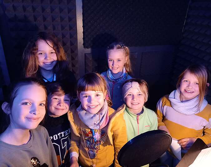 Kinder im Tonstudio